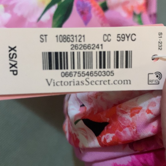 NWT VS Swim pink floral full coverage bikini bottom. - Picture 5 of 5